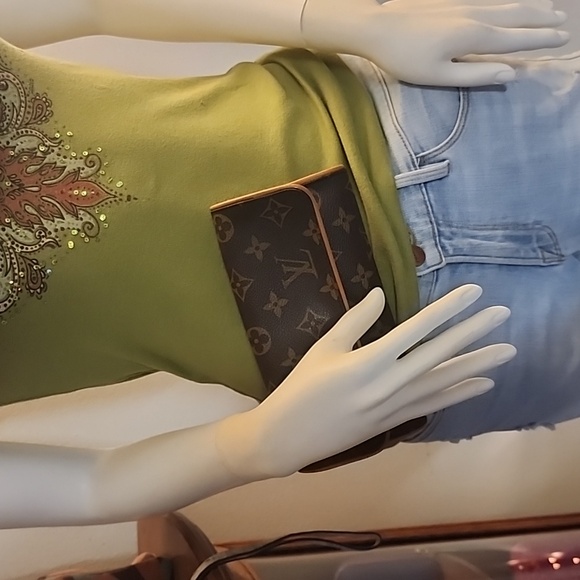 Louis Vuitton monogram Twin belt/ shoulder bag/ clutch/ crossbody - Picture 15 of 16